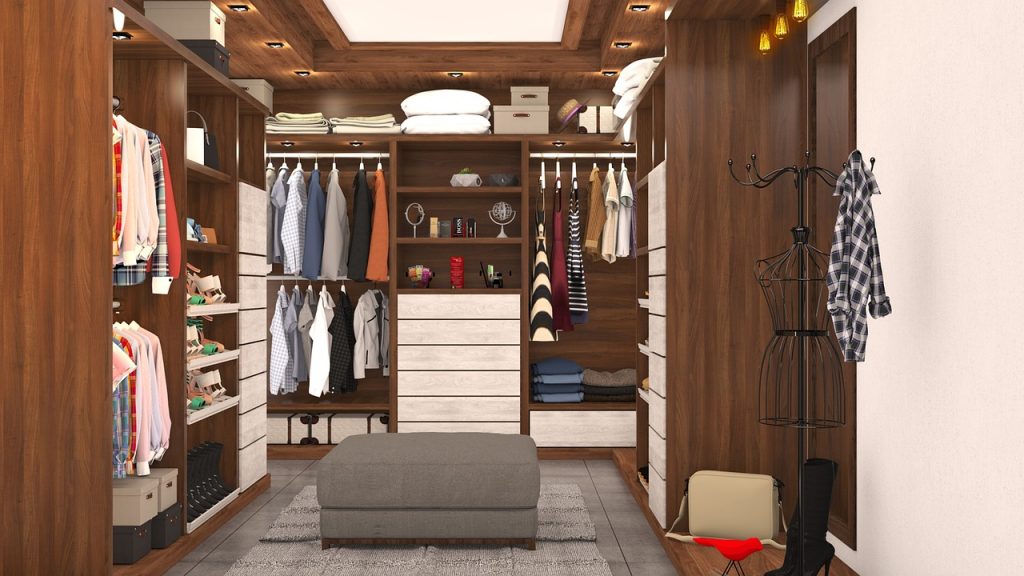 clothes 4198009 1280