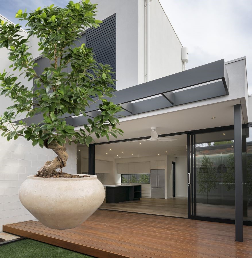 Buyuk-Plastik-Fidan-Saksilari